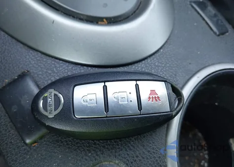 2013 Nissan Rogue Sv z USA, uszkodzony, nr VIN JN8AS5MV4DW119453